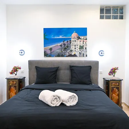 Apartamento Grand Loft A Deux Pas De La N1 *